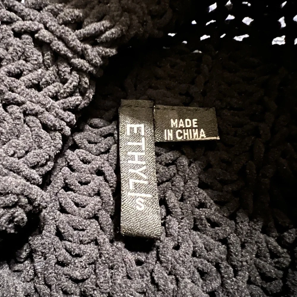 Women’s Turtleneck | Small